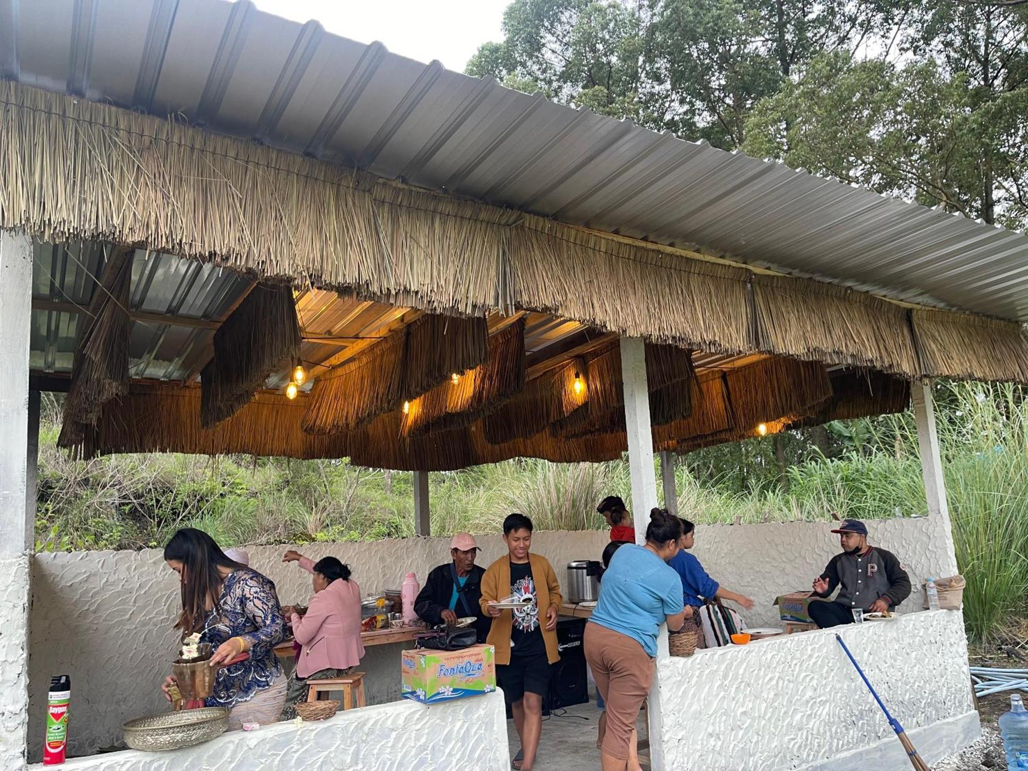 Triangular House And Hot Spring Hotel Kubupenlokan Exterior foto