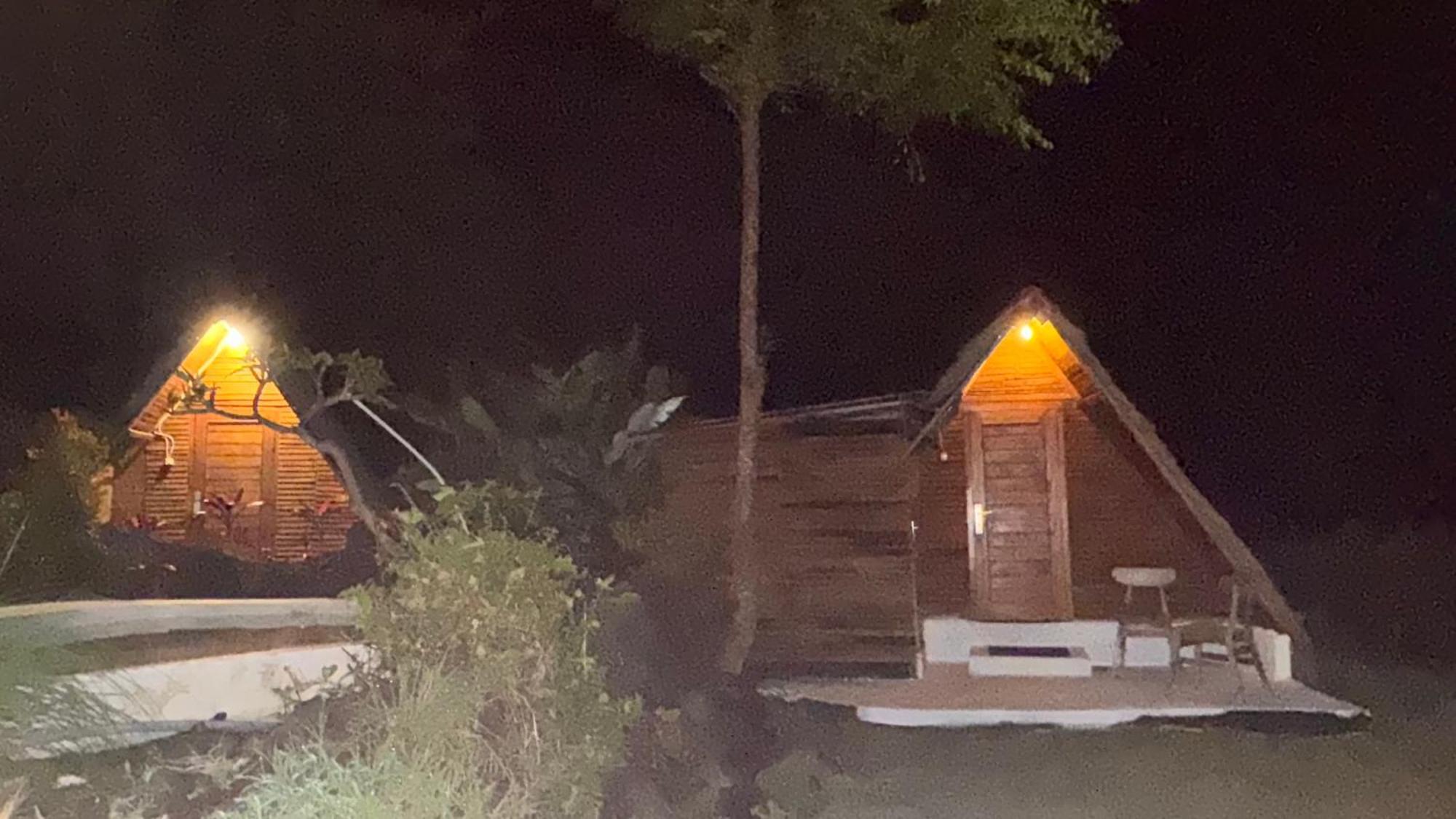 Triangular House And Hot Spring Hotel Kubupenlokan Exterior foto